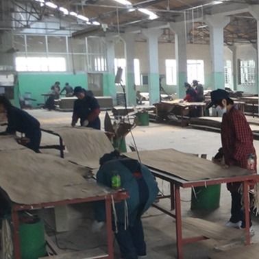 Fantezi Yeniden Birleştirilmiş Beyaz Meşe Ahşap Kaplama H035DS El Sanatları İçin Düz Tahıl