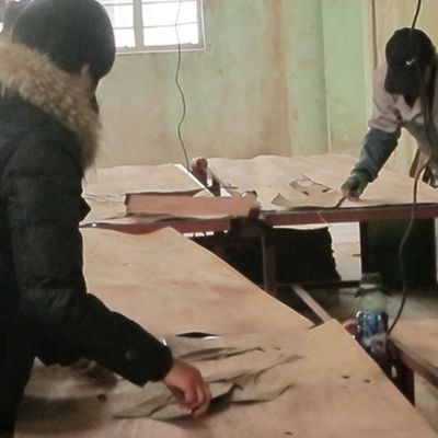 Yüksek Kalite Yapısal Ahşap Finer Avrupa Cevizli WTF-X8533 Yüksek Kaliteli Dekorasyon Yaprakları China Makes