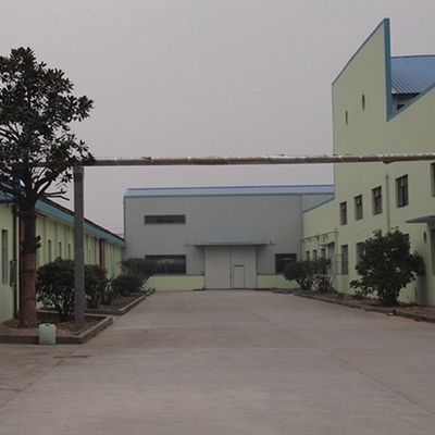 EV Ceviz Ahşap Kaplama H621C Doğal Ceviz Taç Tahıl 2500mm 2800mm