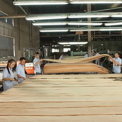 Uzaya zariflik katmak Maple Veneer Paneller Flakülent Gölgeler doku belirtileri