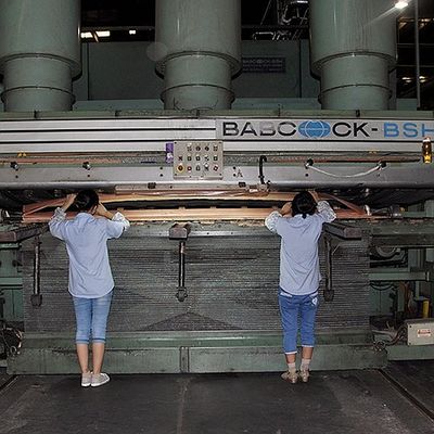 Amerikan Beyaz Meşe Katı Ahşap Yaprak Düz Düz Düz Panel ve Boyalı Finer 0.45mm Kalınlığı