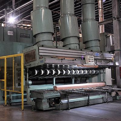 Dekorasyon Doğal Tik Ahşap Kaplama Düz Kesim Taç Tahıl 2050-3200mm Uzunluk