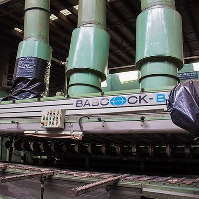 Amerikan Doğal Meşe Ahşap Kaplama Çeyrek Kesim / Düz Tahıl AAA Sınıfı Kalınlık 0.5-0.55mm Kabin Yüz Çin