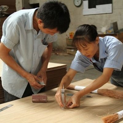 Döşeme Yapısı Çift Renkli Mühendislik Ahşap Finer 2850mm Kalınlığı Özel