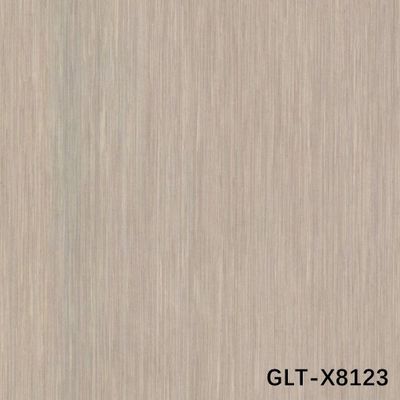 Yeniden Oluşturulmuş Ahşap Kaplama Düz Gri Lati Dilim Kesim 0.15-0.55mm Kalınlık Standart Boyut 2*8 İnç Kapı Yüzeyi İçin