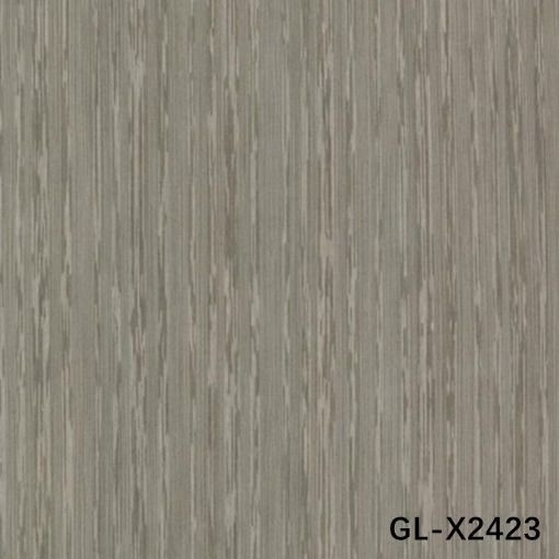 Yeniden Oluşturulmuş Ahşap Kaplama Düz Gri Lati Dilim Kesim 0.15-0.55mm Kalınlık Standart Boyut 2*8 İnç Kapı Yüzeyi İçin