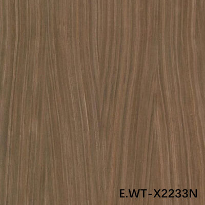 Yüksek Kaliteli Mühendislik Ahşap Finer Avrupa Ceviz E.WT-X2233N Çeyreği Kesilmiş Düz Taneler 0.6mm Araç İç Mekan OEM için