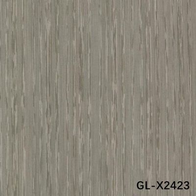 Yeniden Oluşturulmuş Ahşap Kaplama Düz Gri Lati Dilim Kesim 0.15-0.55mm Kalınlık Standart Boyut 2*8 İnç Kapı Yüzeyi İçin